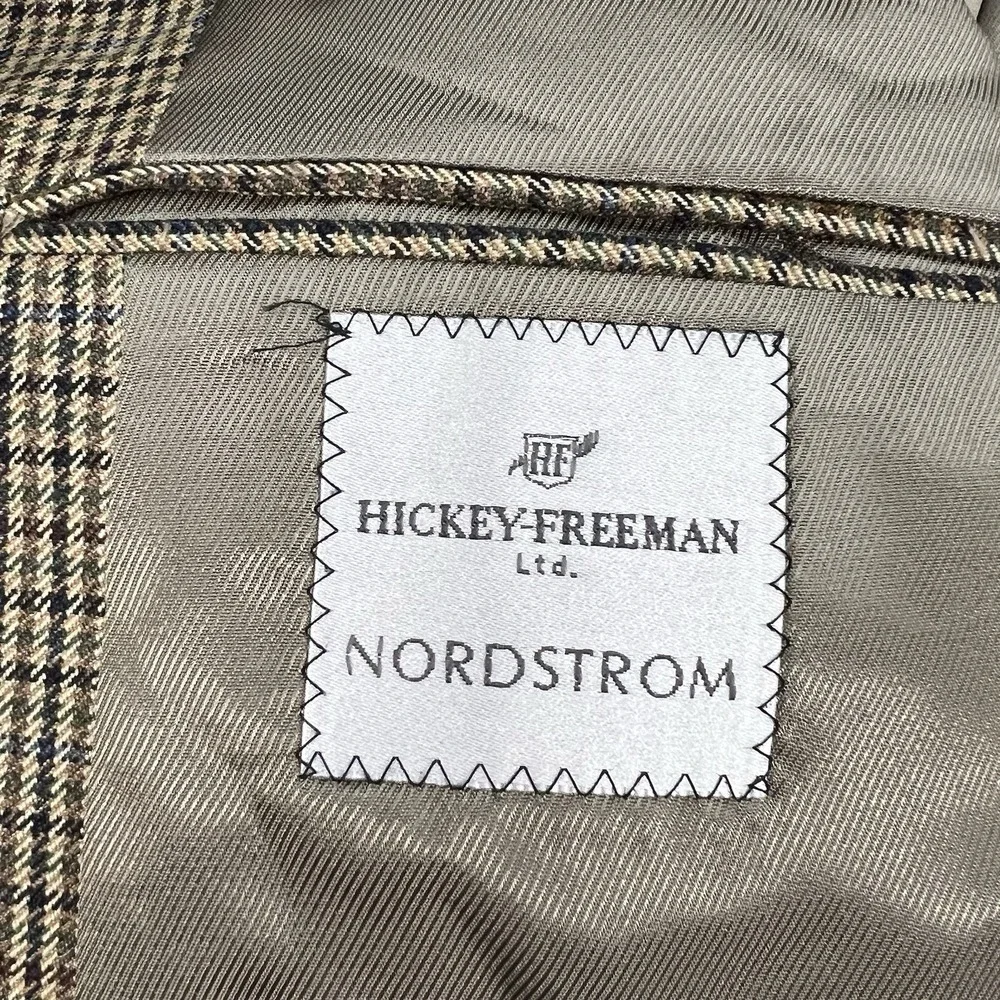 Hickey Freeman 👉please check